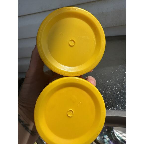 VTG USA Play-Doh With Contents And Lids Can 1991 Lot Yellow & Red PLAY DOH NEW - Picture 7 of 8